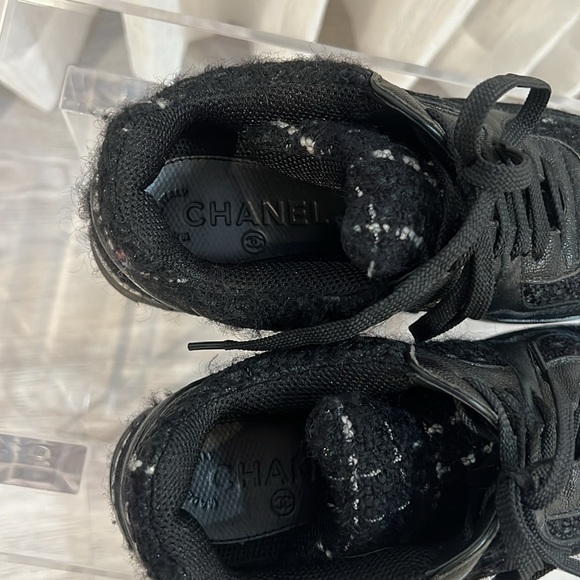 CHANEL tweed/leather black sneakers - Picture 5 of 6